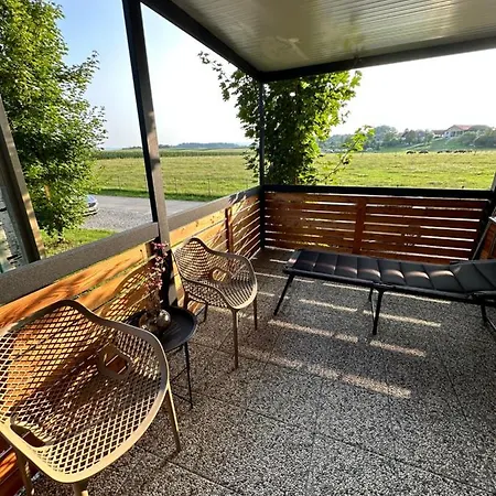 Bb House Kolpa Riverside Nyaraló